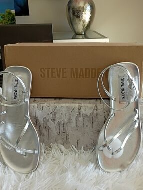 Steve Madden Jude Women's Sz 5.5 Sandals 🌴🆕🌴
